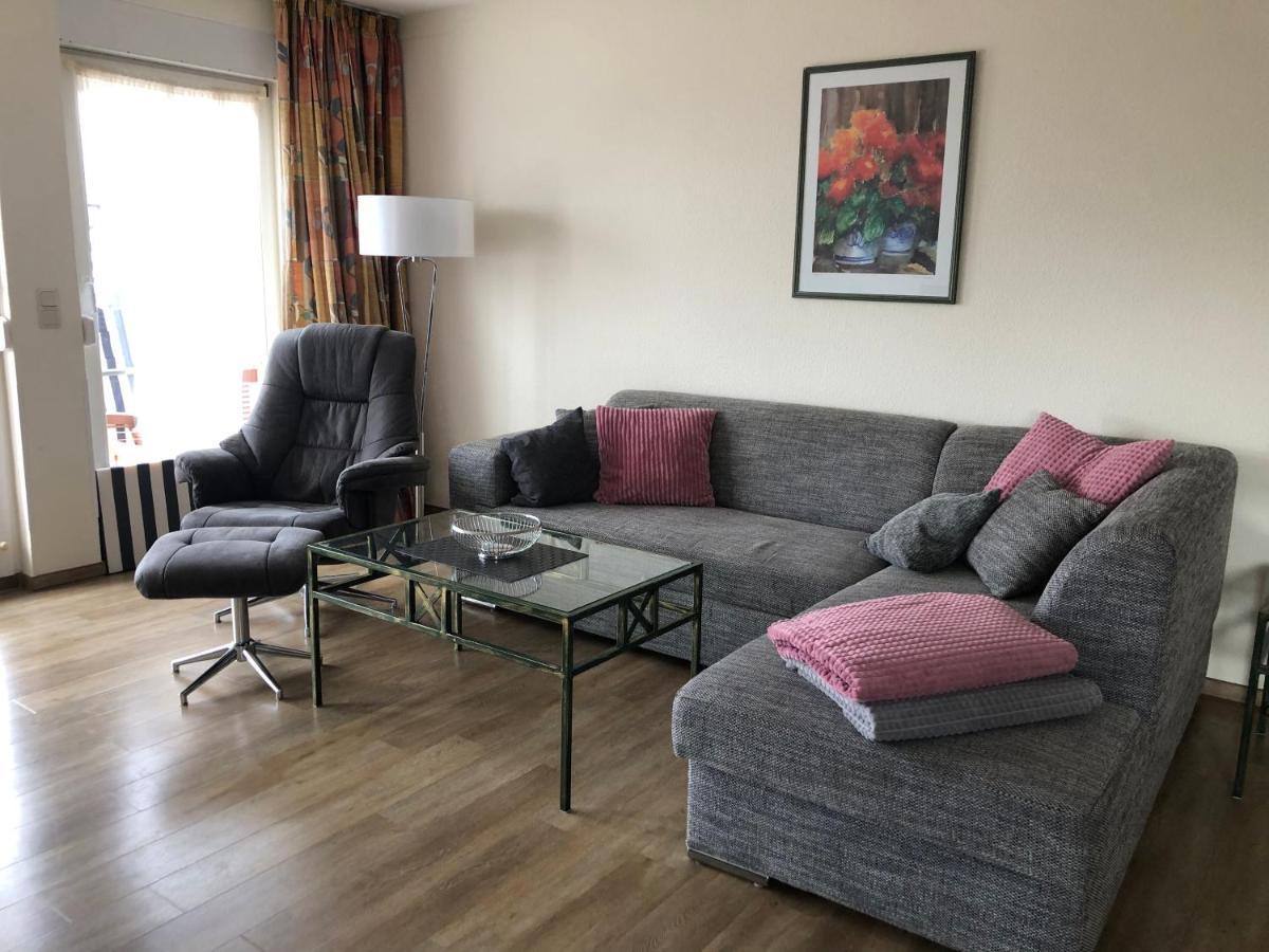 Ferienwohnung "Kranich" Im Ferien-Resort Ruegen サガルト エクステリア 写真